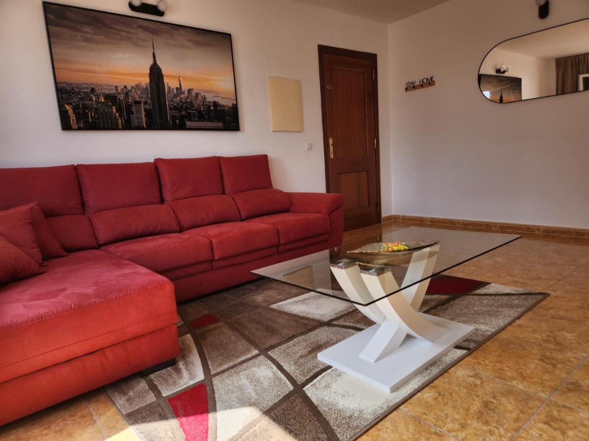 Lujoso Apartamento Vacacional Apartment Carrizal Bagian luar foto